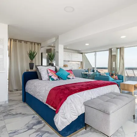 Ibiza Heliopolis Panoramic Sea View In Heliopolis O 公寓 阿格德