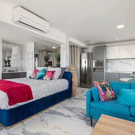 公寓 Ibiza Heliopolis Panoramic Sea View In Heliopolis O *